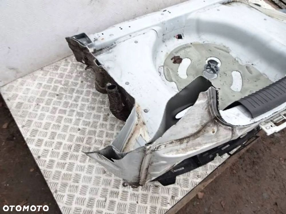 pas tylny wanna kia ceed ii 12-15 r. hw hb 5d - 5