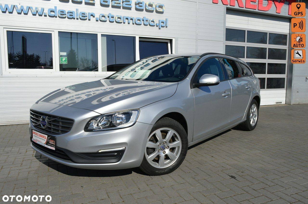 Volvo V60 D2 Kinetic - 1