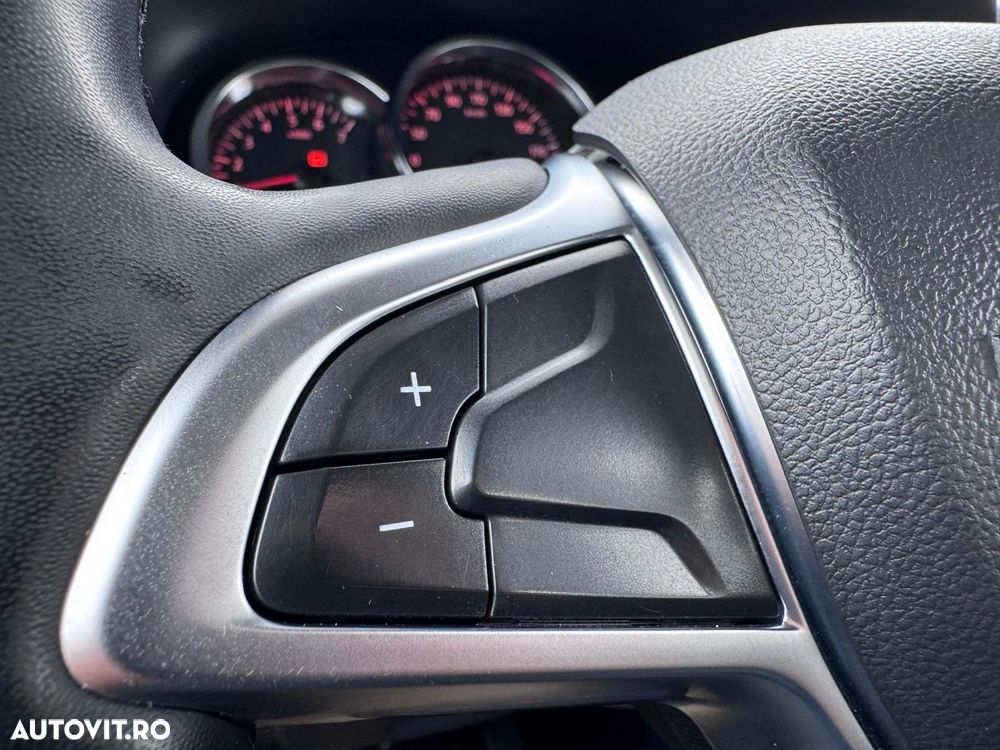 Dacia Lodgy 1.5 Blue dCi Laureate - 19