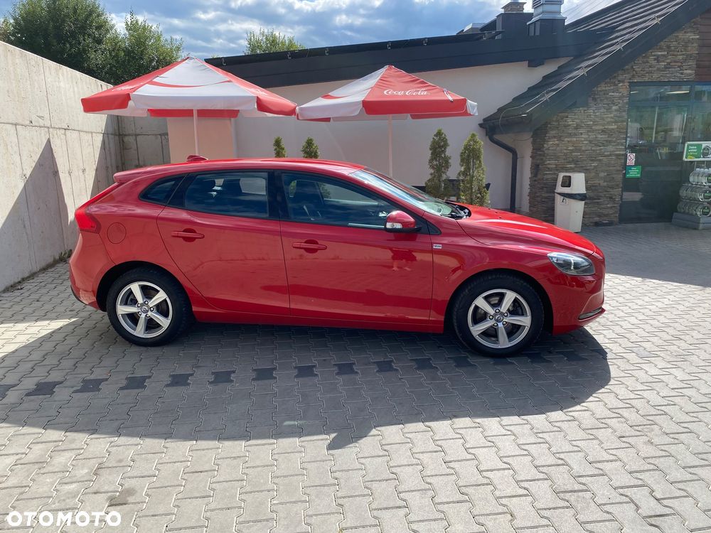Volvo V40 T2 Kinetic - 4