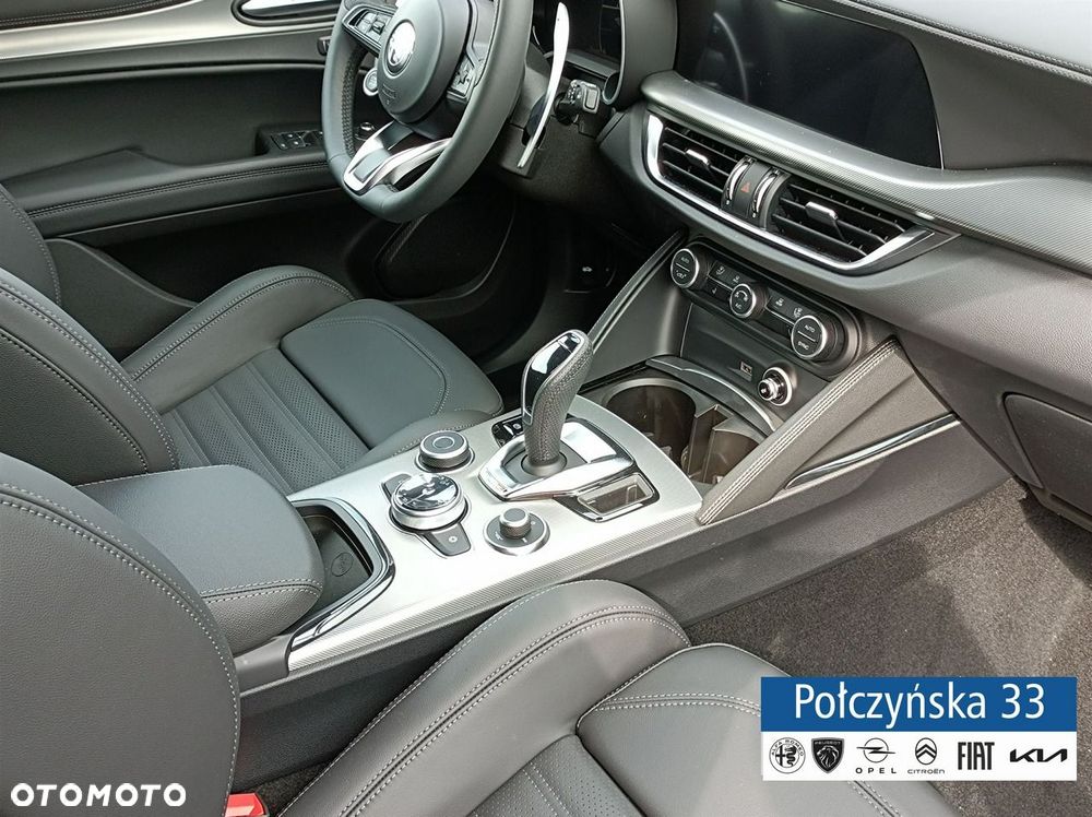 Alfa Romeo Stelvio - 7
