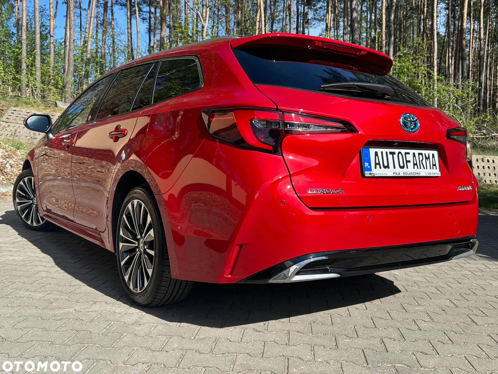 Toyota Corolla 1.8 Hybrid Team Deutschland - 32