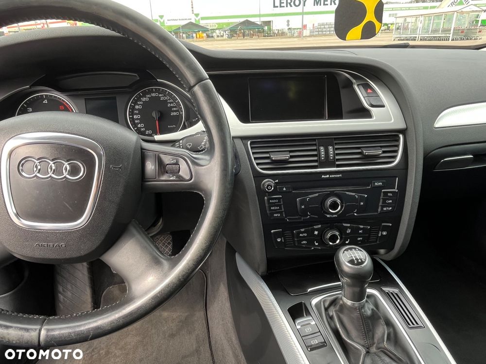 Audi A4 Avant 2.0 TDI - 17