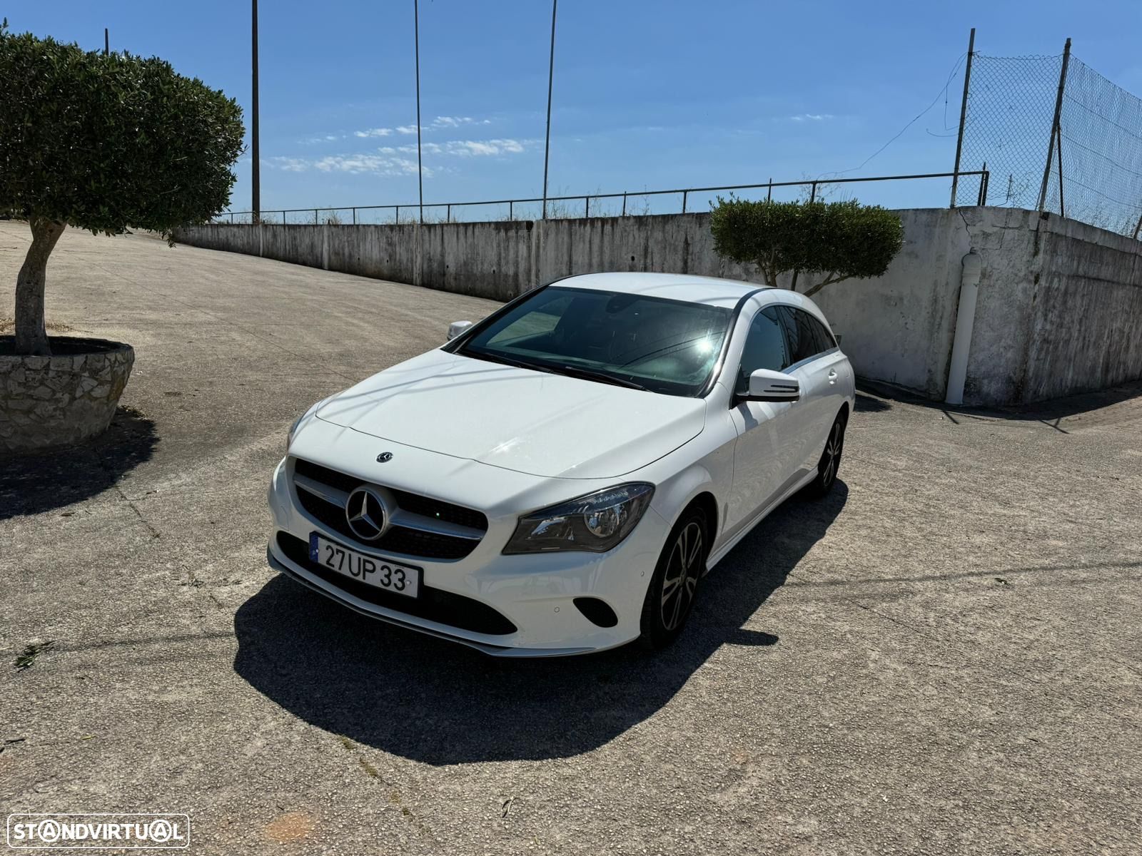 Mercedes-Benz CLA 180 d Shooting Brake - 1