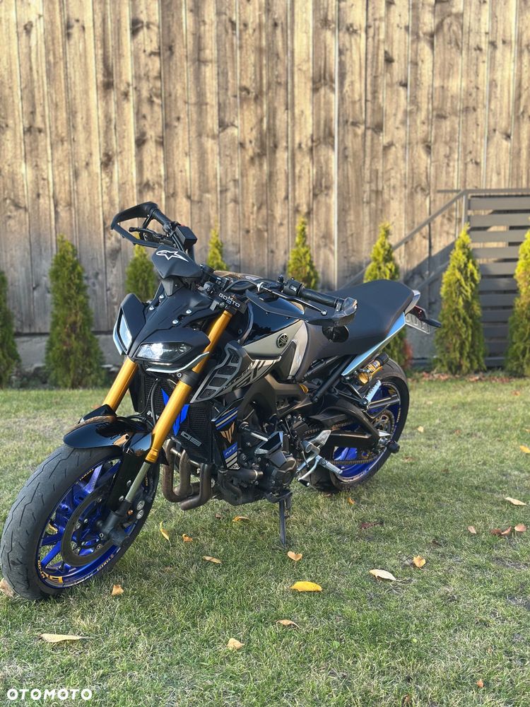 Yamaha MT - 2