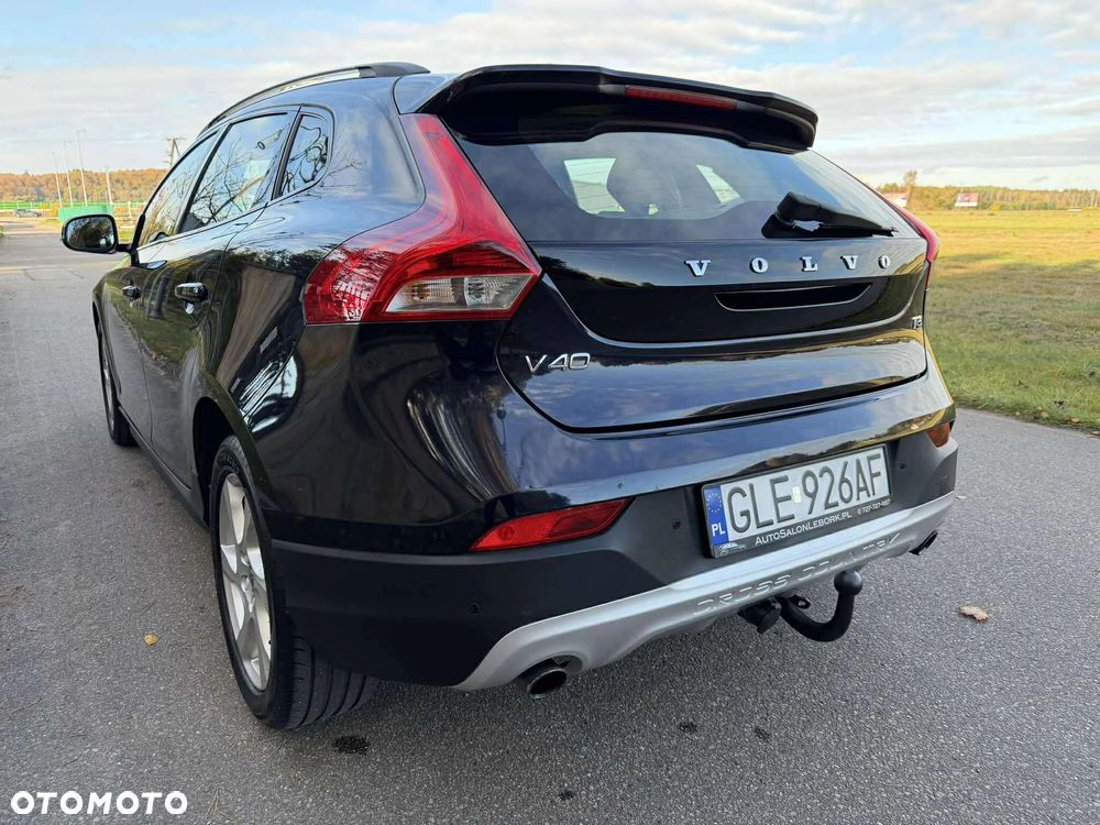 Volvo V40 Cross Country T3 Summum - 11