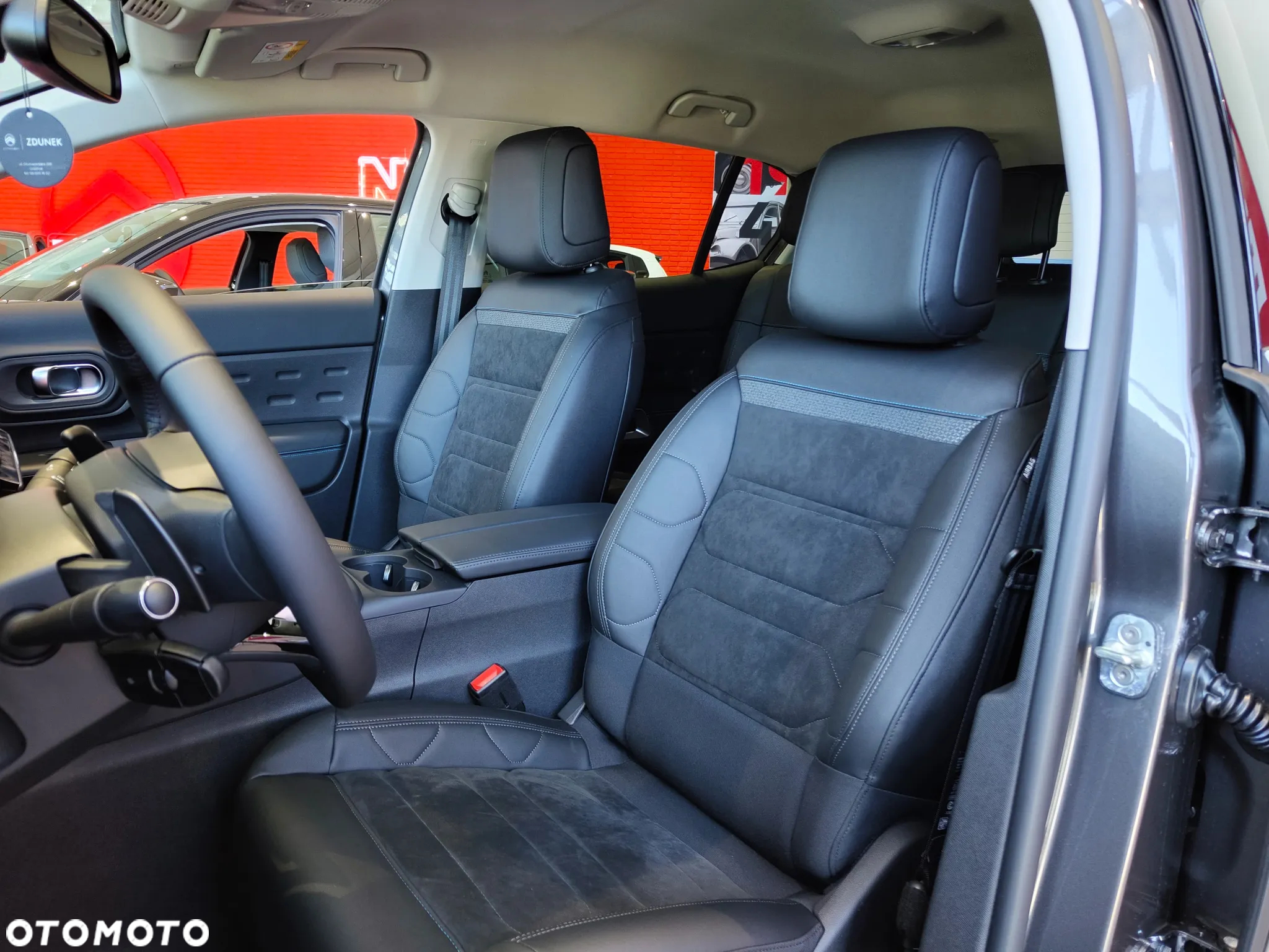Citroën C5 Aircross 1.2 mHEV Max eDCT6 - 16