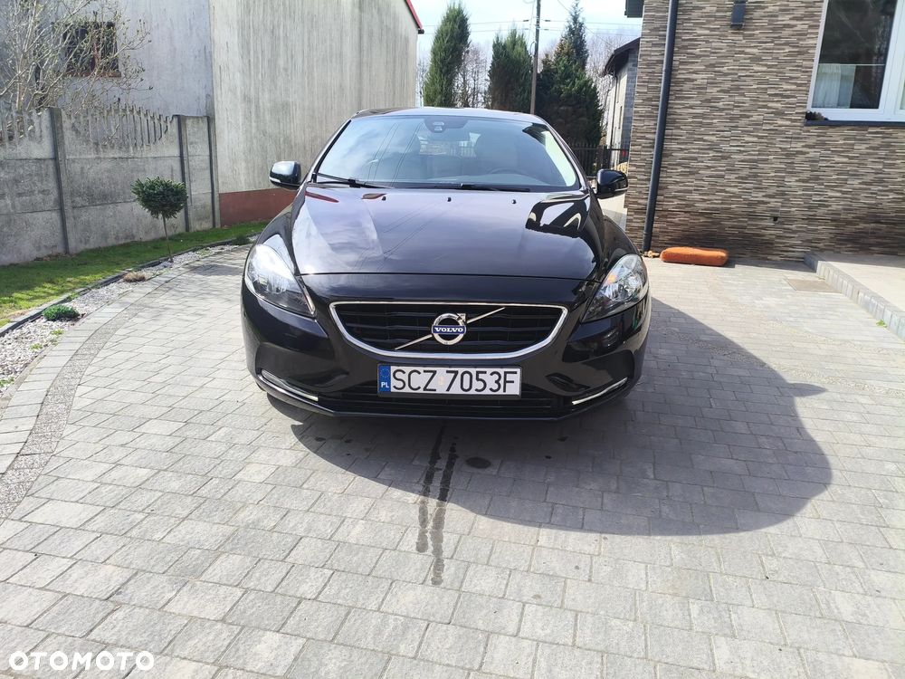 Volvo V40 D4 Summum - 1