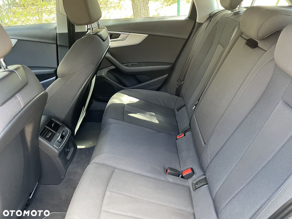Audi A4 Avant 35 TDI S tronic advanced - 11