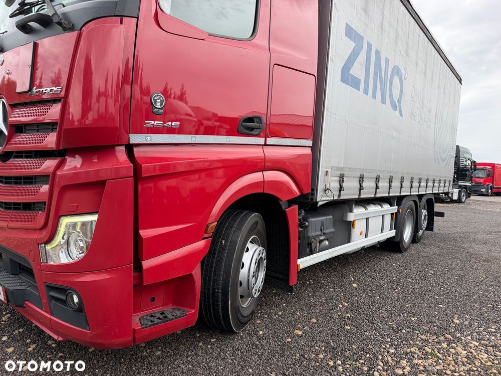Mercedes-Benz Actros - 6