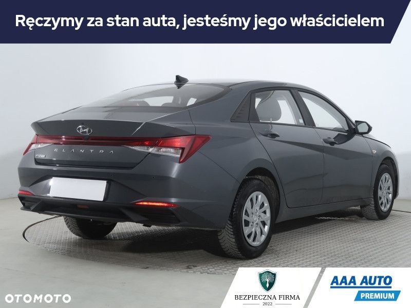 Hyundai Elantra - 6
