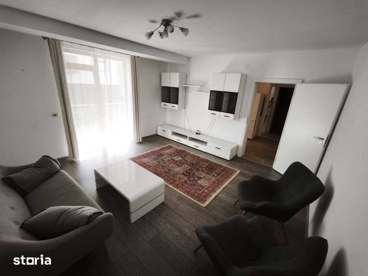 Apartament 2 camere, decomandat, 52,7 mp utili, parter, loc de parcare — fotografia 1