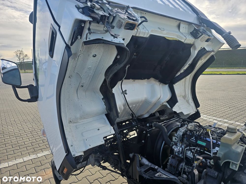 Mitsubishi Fuso canter - 26