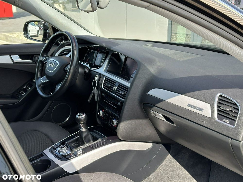 Audi A4 Limousine 1.8 TFSI quattro Attraction - 17