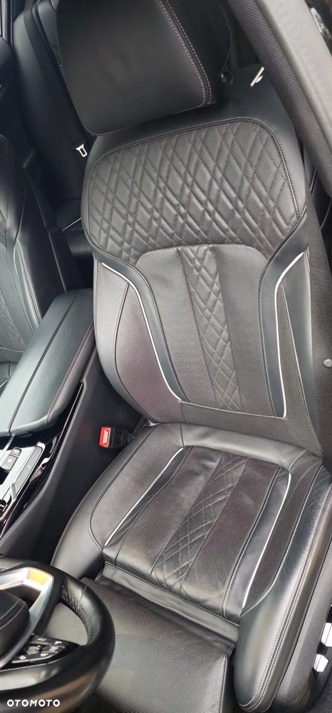 BMW Seria 5 520d xDrive Sport - 12