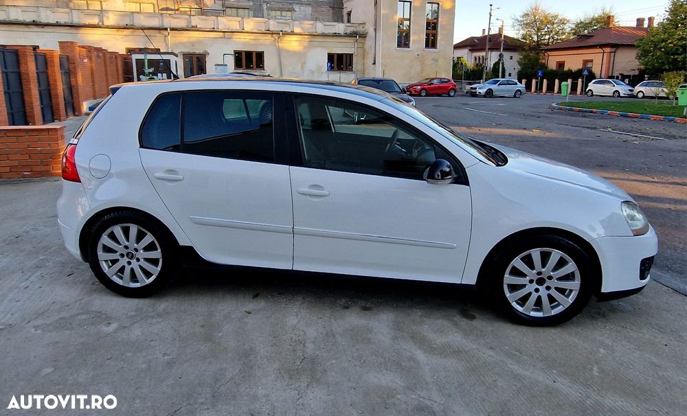 Volkswagen Golf 1.9 TDI DSG GT Sport - 7