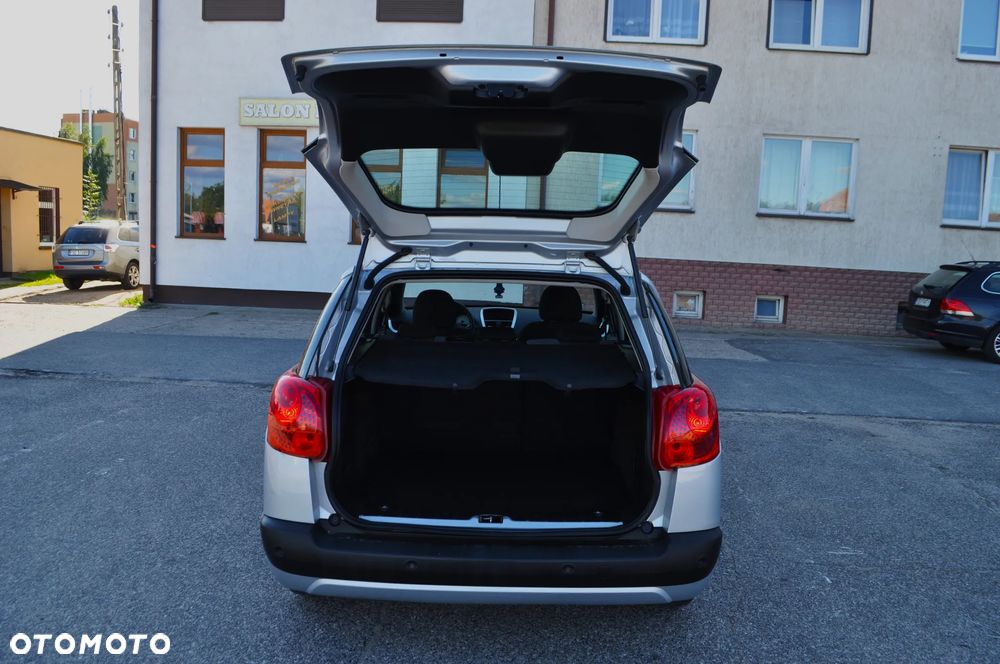 Peugeot 207 SW 95 VTi Family - 8