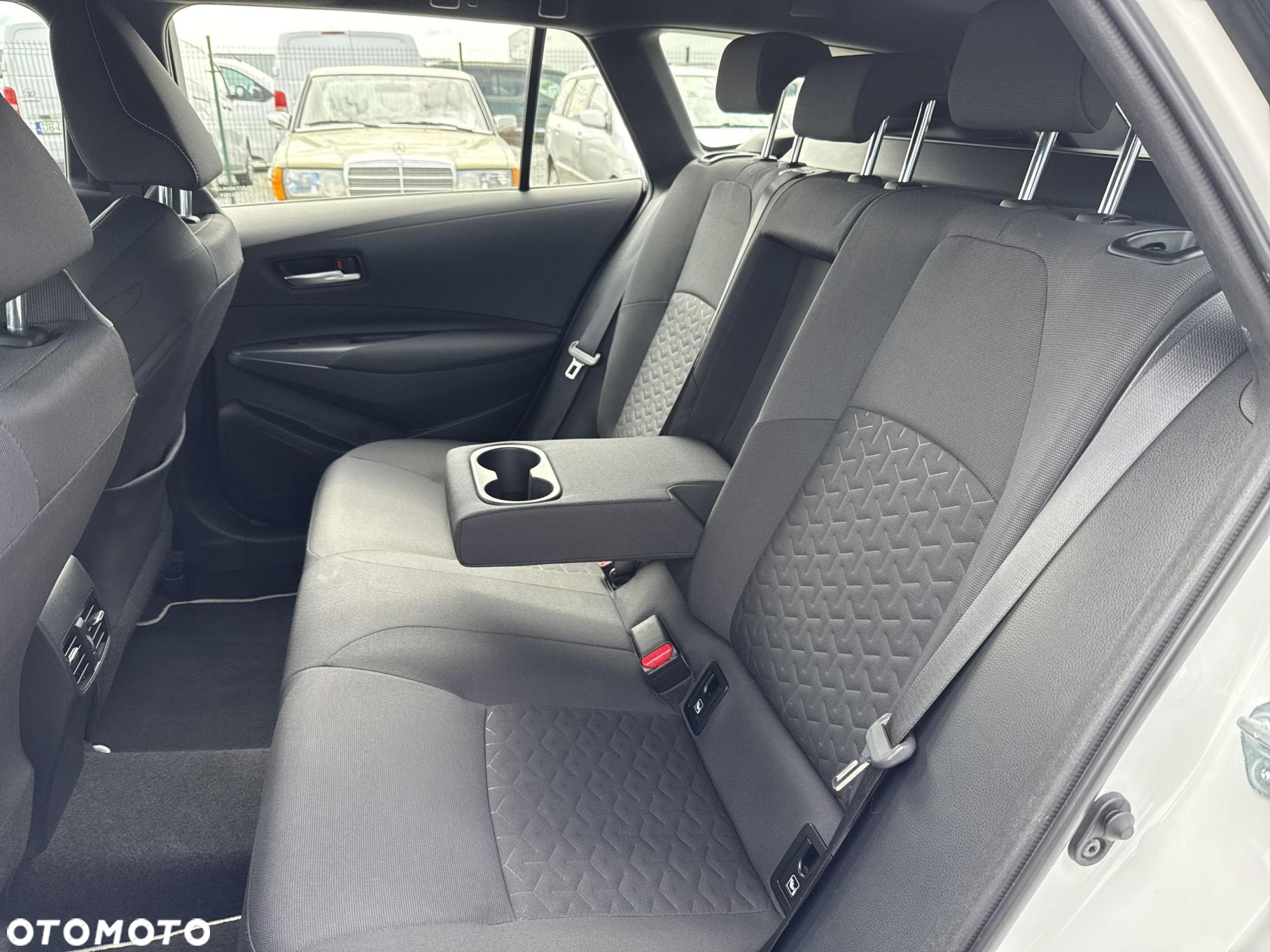 Toyota Corolla - 14