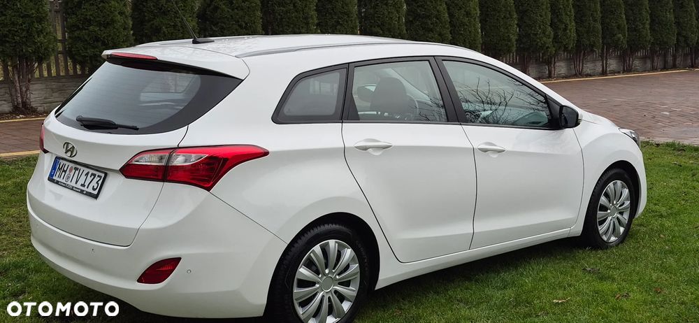 Hyundai i30 i30cw 1.6 CRDi blue Classic - 5