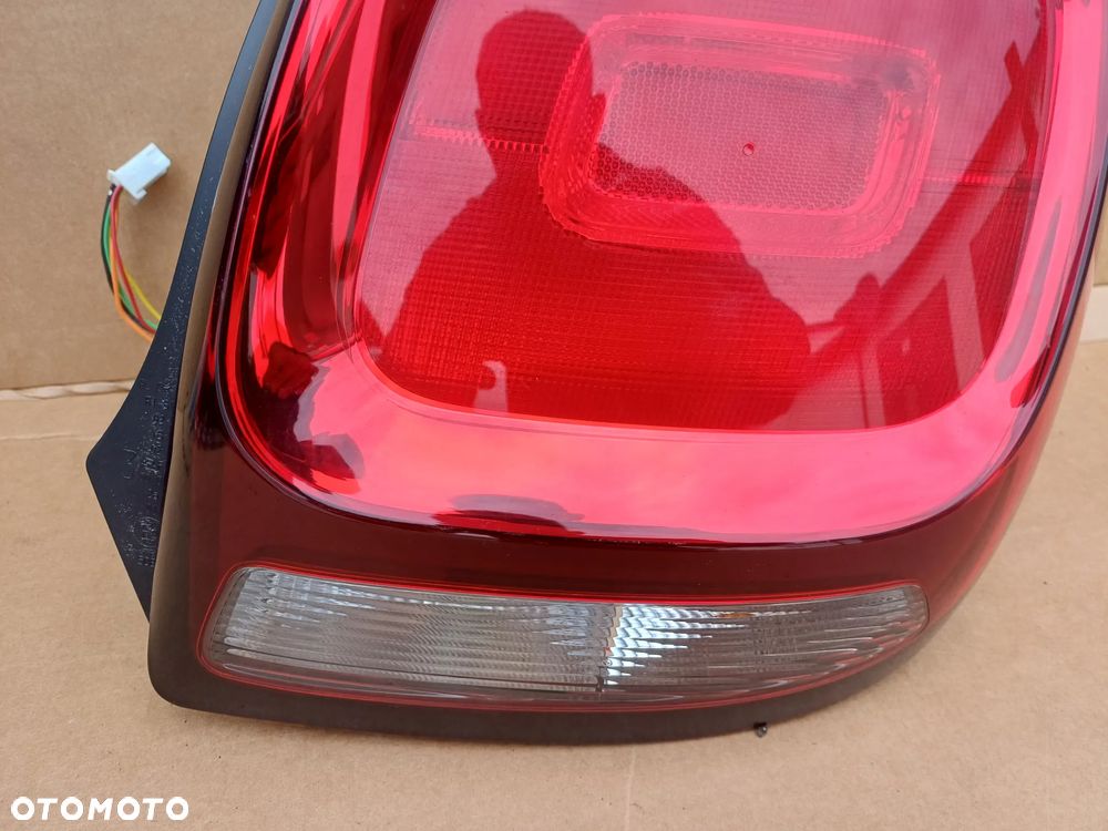 Citroen C1 II lampa prawy tył 5 drzwi 14- - 6