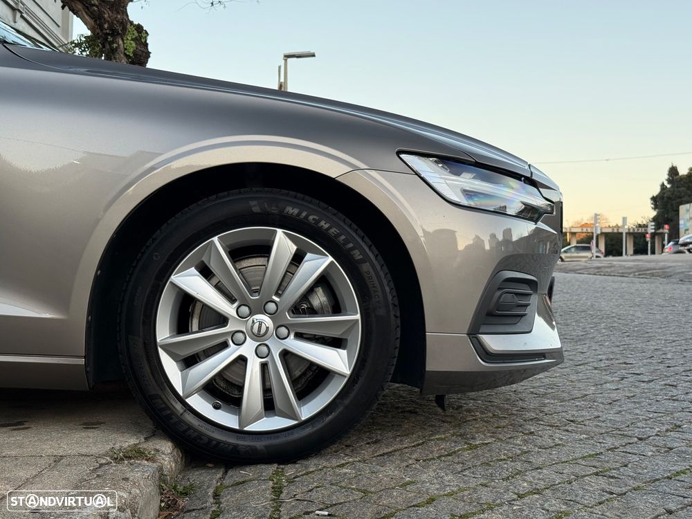 Volvo V60 2.0 D3 Momentum - 11
