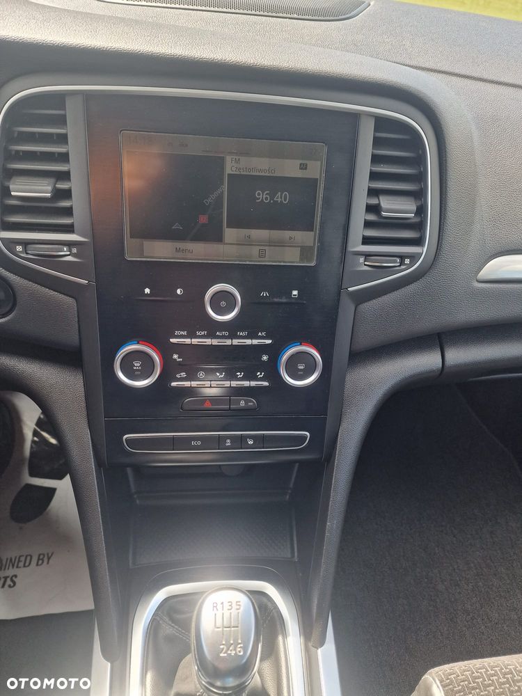 Renault Megane ENERGY TCe 130 PLAY - 13