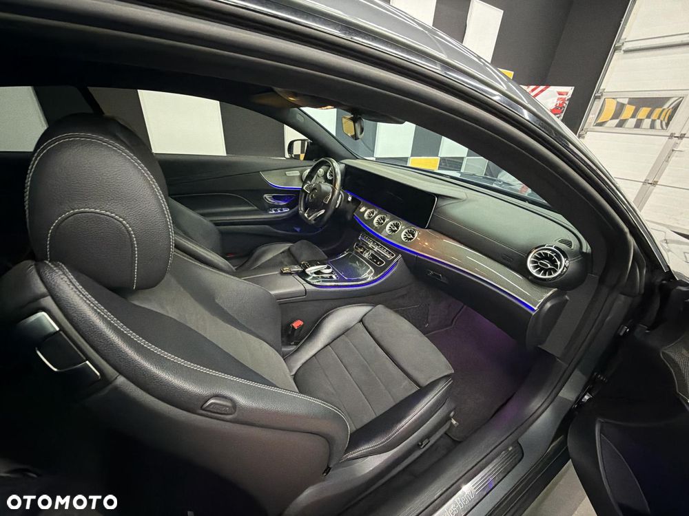 Mercedes-Benz Klasa E 200 9G-TRONIC - 23