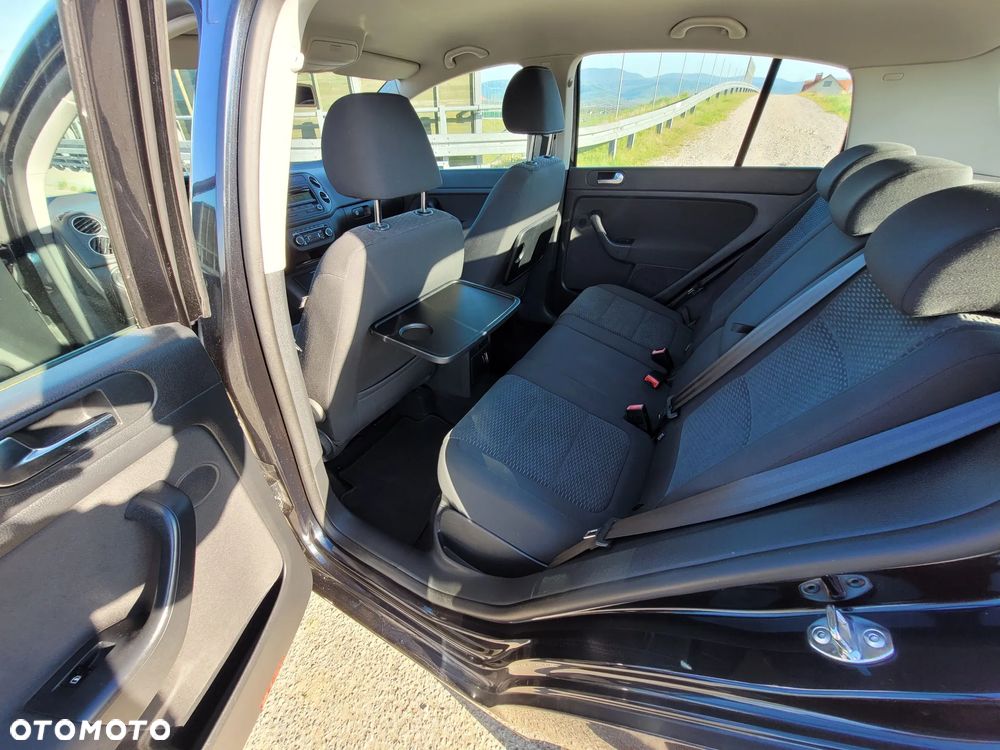 Volkswagen Golf 1.6 TDI BlueMotion Technology Comfortline - 6