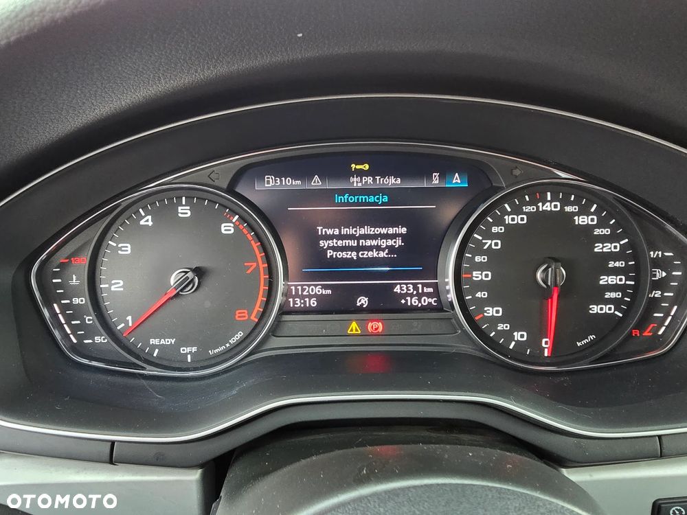 Audi A4 Avant 35 TFSI S line - 24