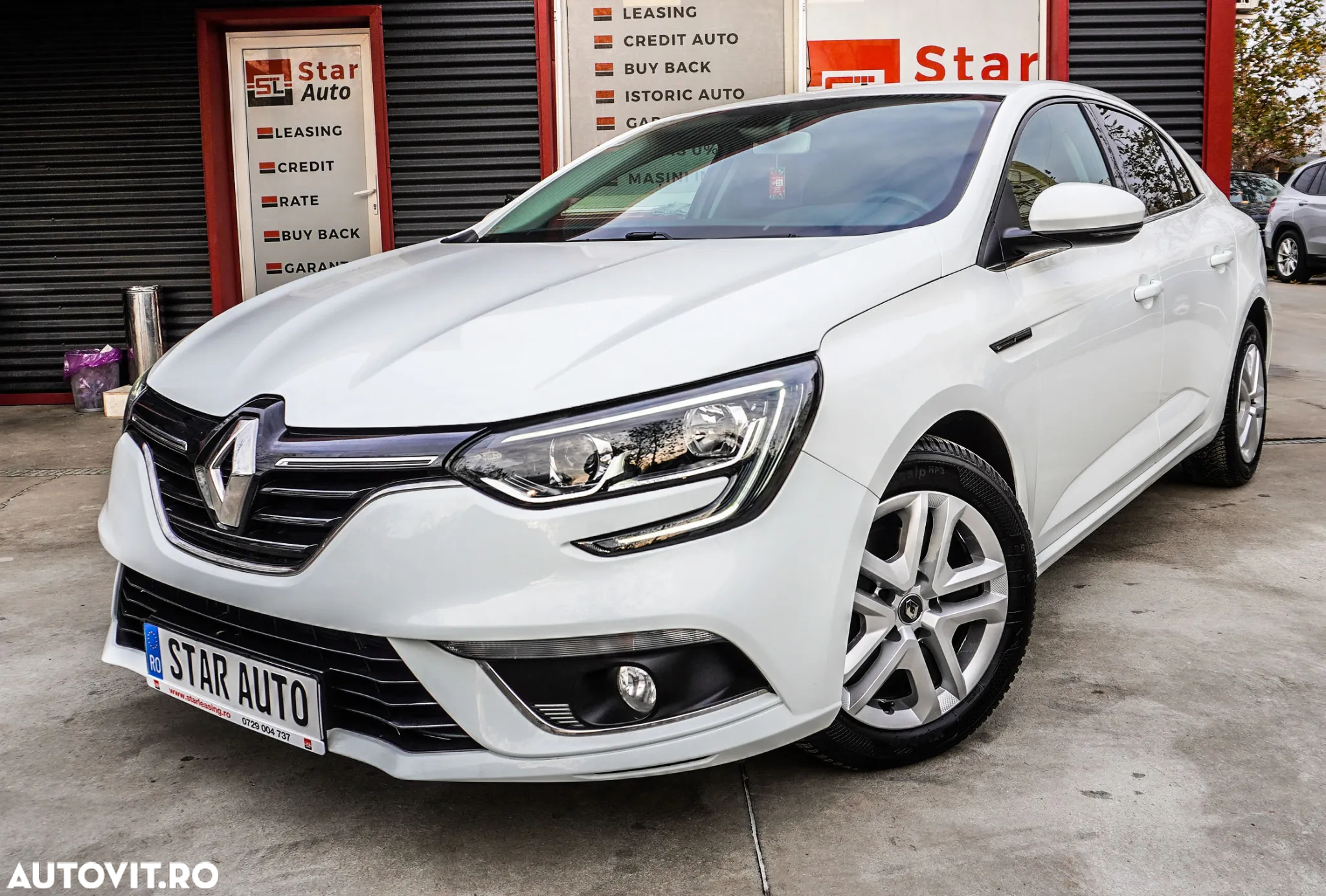Renault Megane TCe 140 EDC GPF Intens - 2