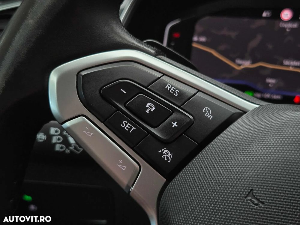 Volkswagen Tiguan 2.0 TDI SCR 4MOTION DSG Life - 27