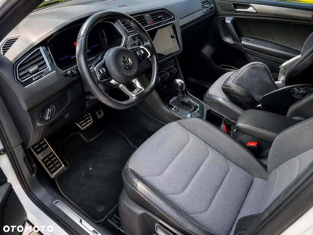 Volkswagen Tiguan - 14