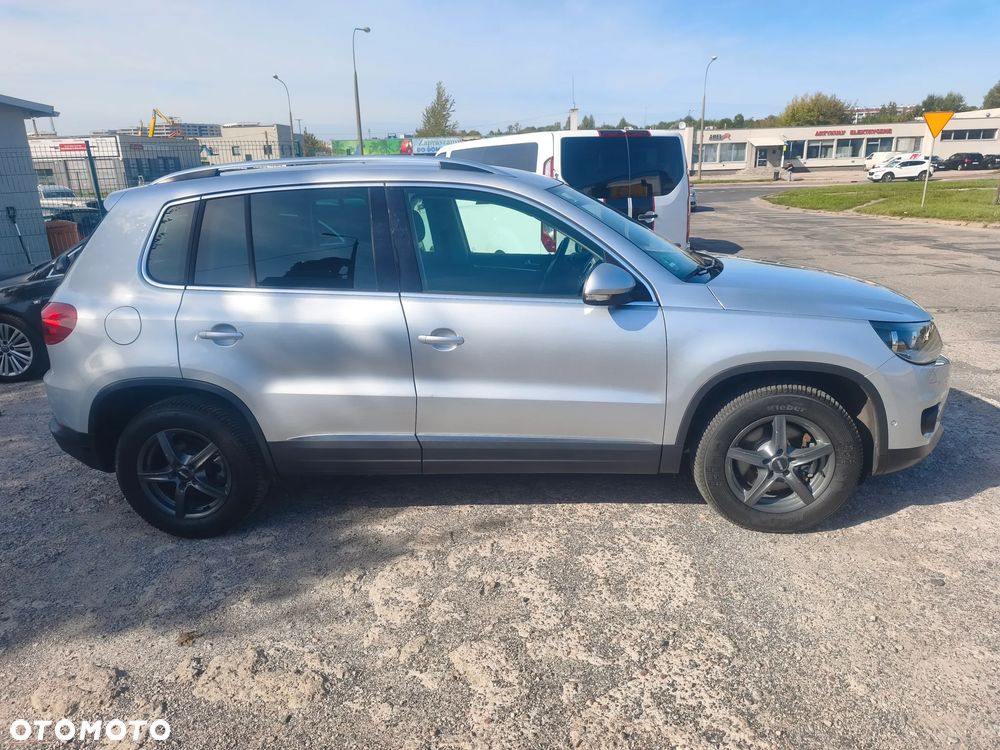 Volkswagen Tiguan - 9