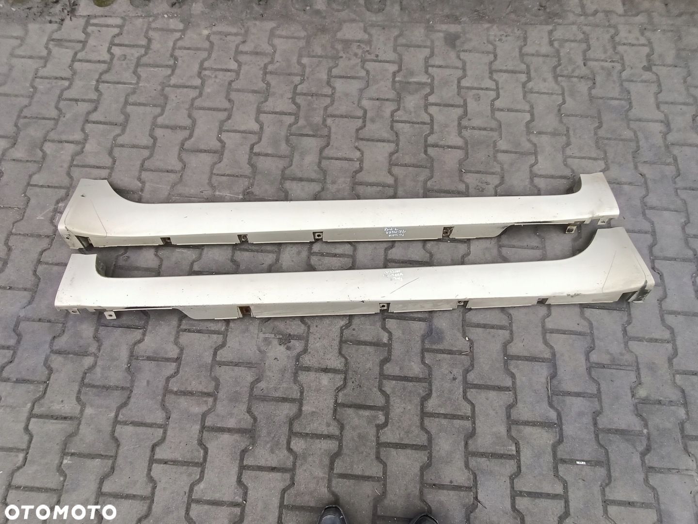 LISTWA PROGOWA LEWA PRAWA NISSAN PRIMERA P12 COMBI EY2 Z - 1