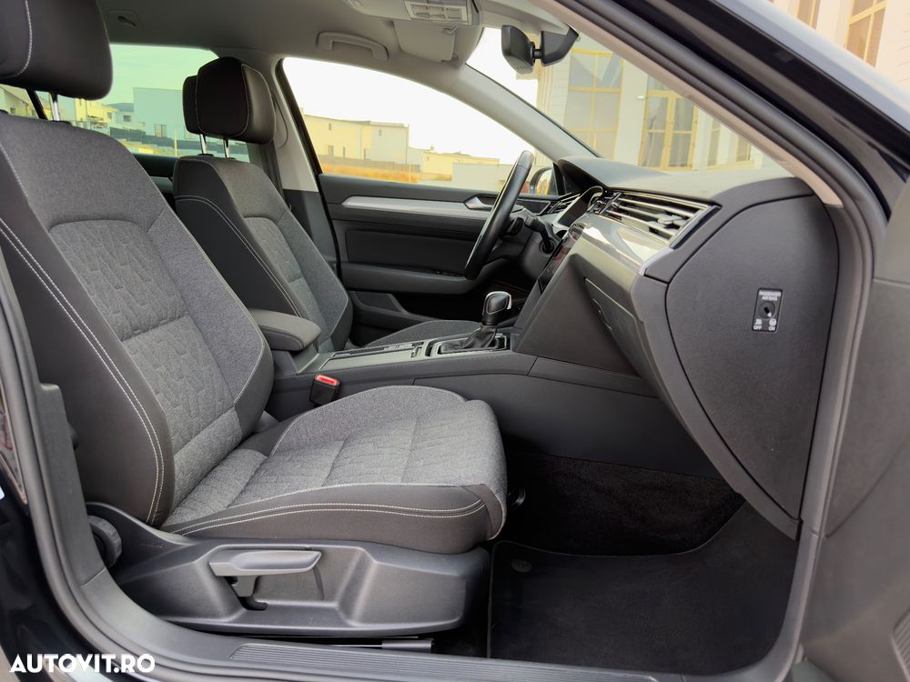 Volkswagen Passat 2.0 TDI SCR DSG Business - 37