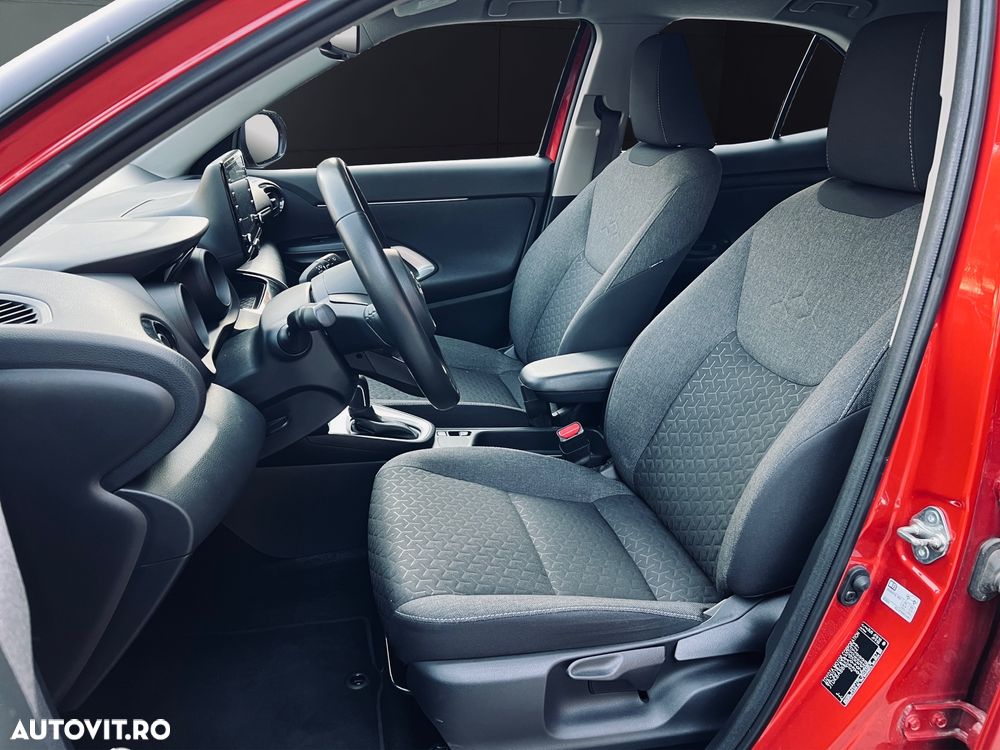 Toyota Yaris Cross - 15