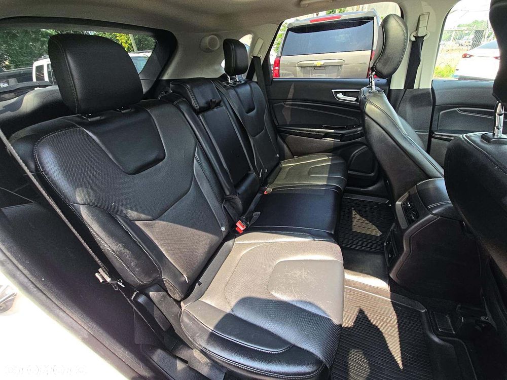 Ford Edge - 13