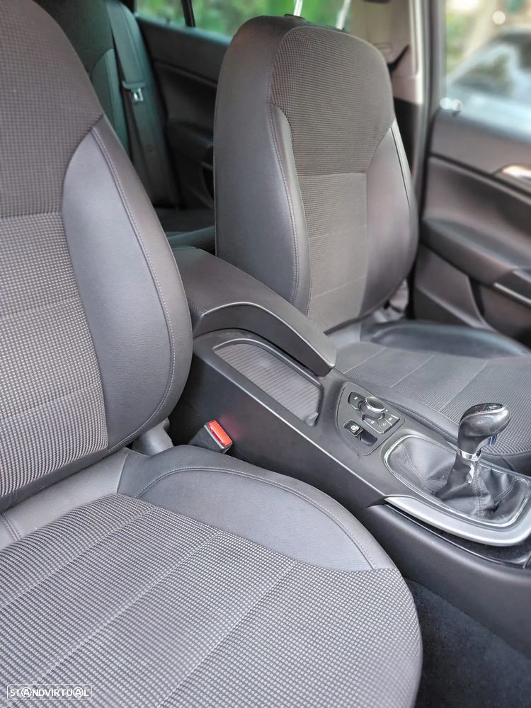 Opel Insignia Sports Tourer 2.0 CDTi Cosmo S/S - 17