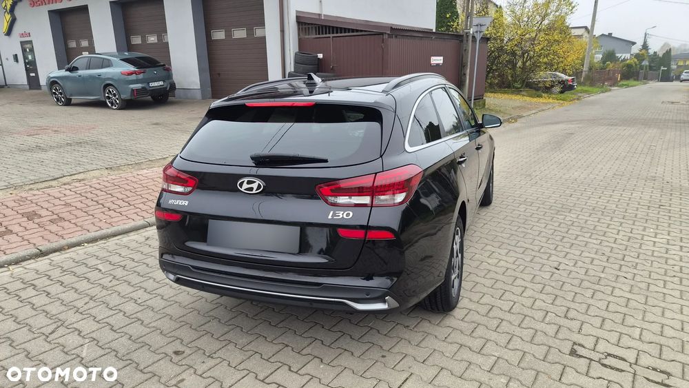 Hyundai i30 1.5 T-GDI 48V Executive DCT - 7