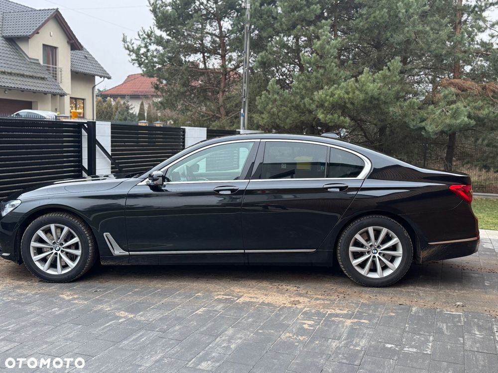 BMW Seria 7 750Li xDrive - 8