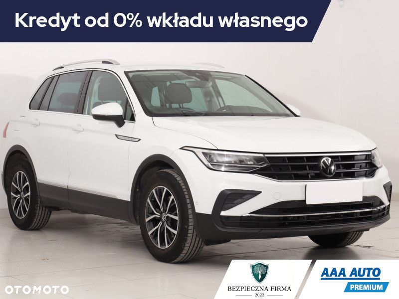 Volkswagen Tiguan - 2