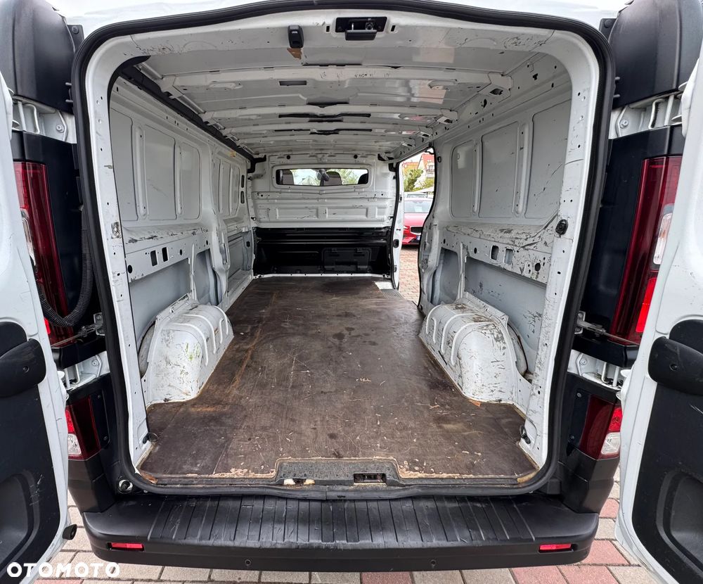 Renault Trafic - 19