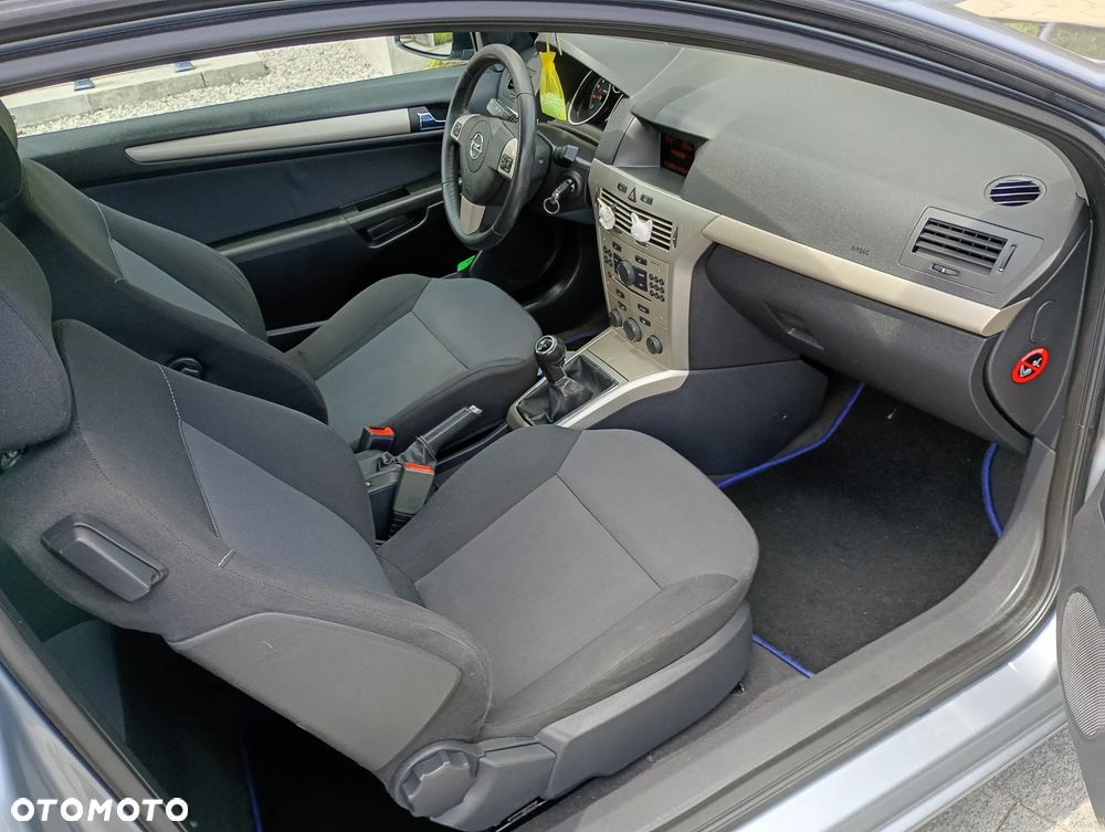 Opel Astra 1.6 Enjoy - 26