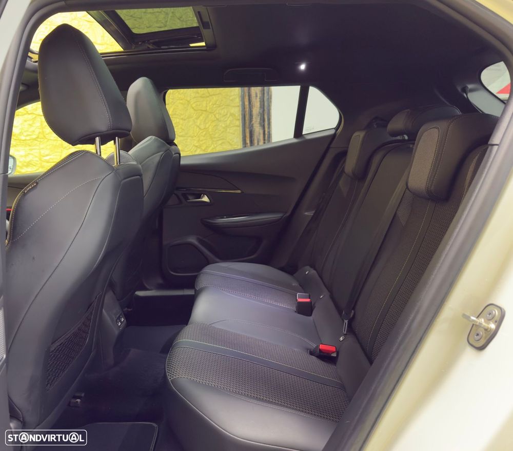 Peugeot 2008 1.5 BlueHDi GT Pack EAT8 - 20