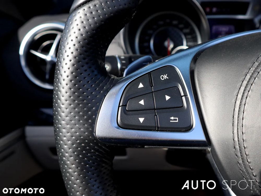 Mercedes-Benz SL 400 9G-TRONIC - 25