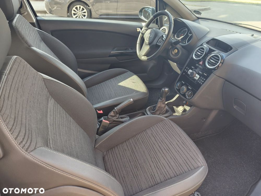 Opel Corsa 1.2 16V Energy - 22