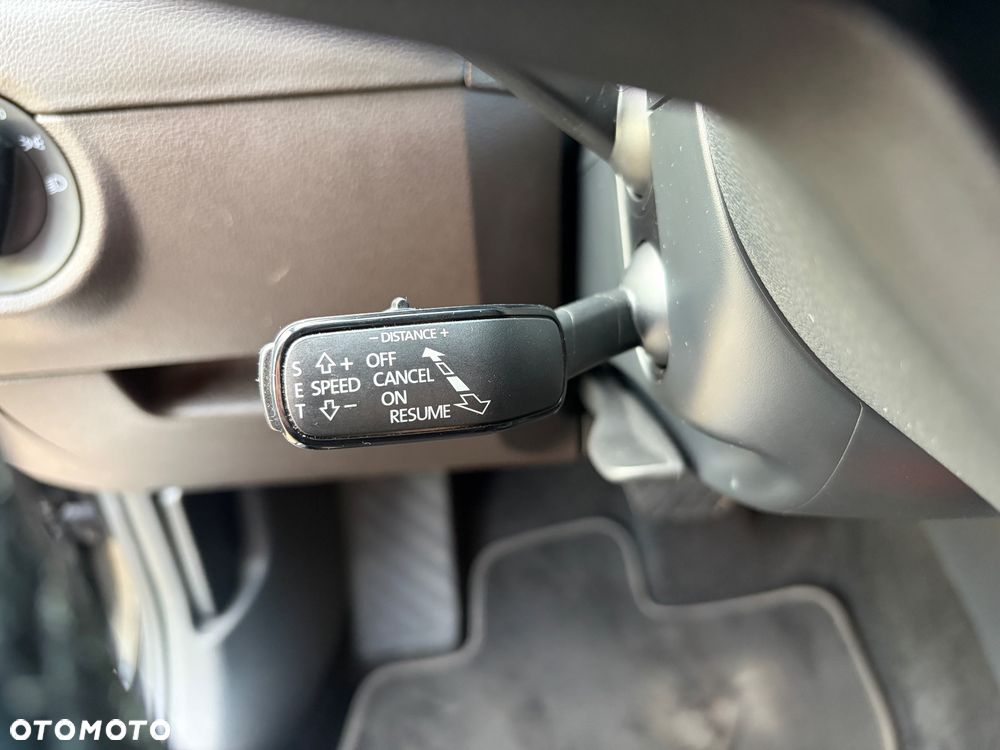 Skoda Octavia 2.0 TDI 4x4 L&K DSG - 20