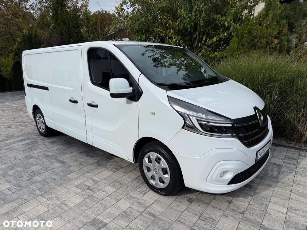 Renault trafić - 4