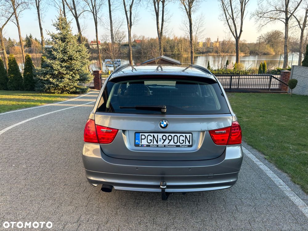 BMW Seria 3 318d DPF Edition Lifestyle - 25