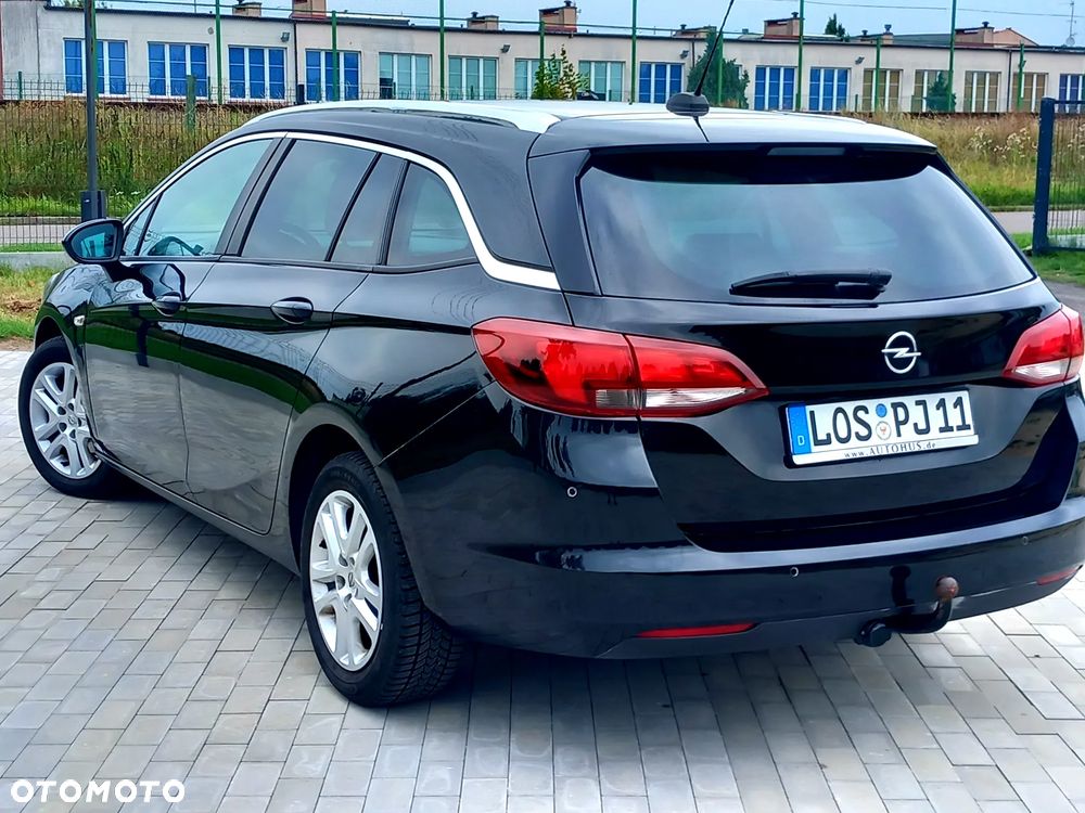Opel Astra 1.6 D Start/Stop 120 Jahre - 23